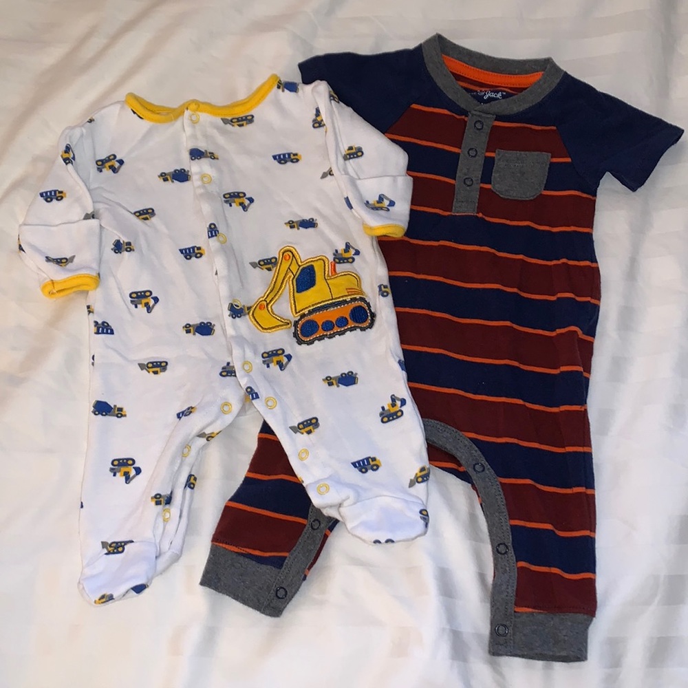 Bon Bebe Footie Pajamas/Cat & Jack Romper - 0-3 Months